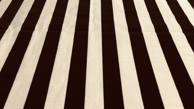 Hampton Black/Ivory null tablecloth linen rental